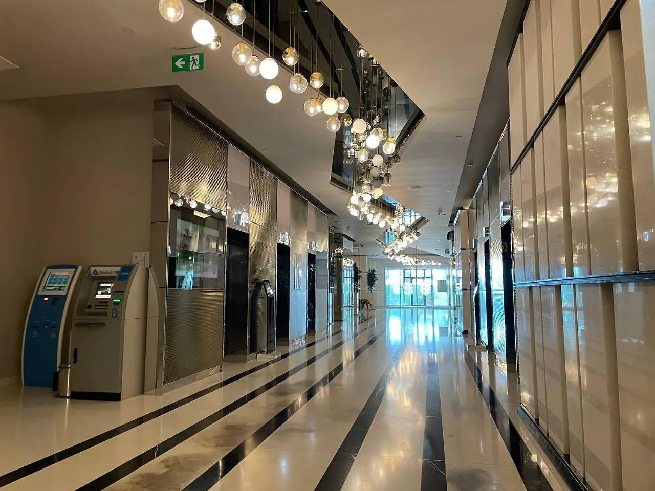 Real Beach Tower Batum Apart Otel