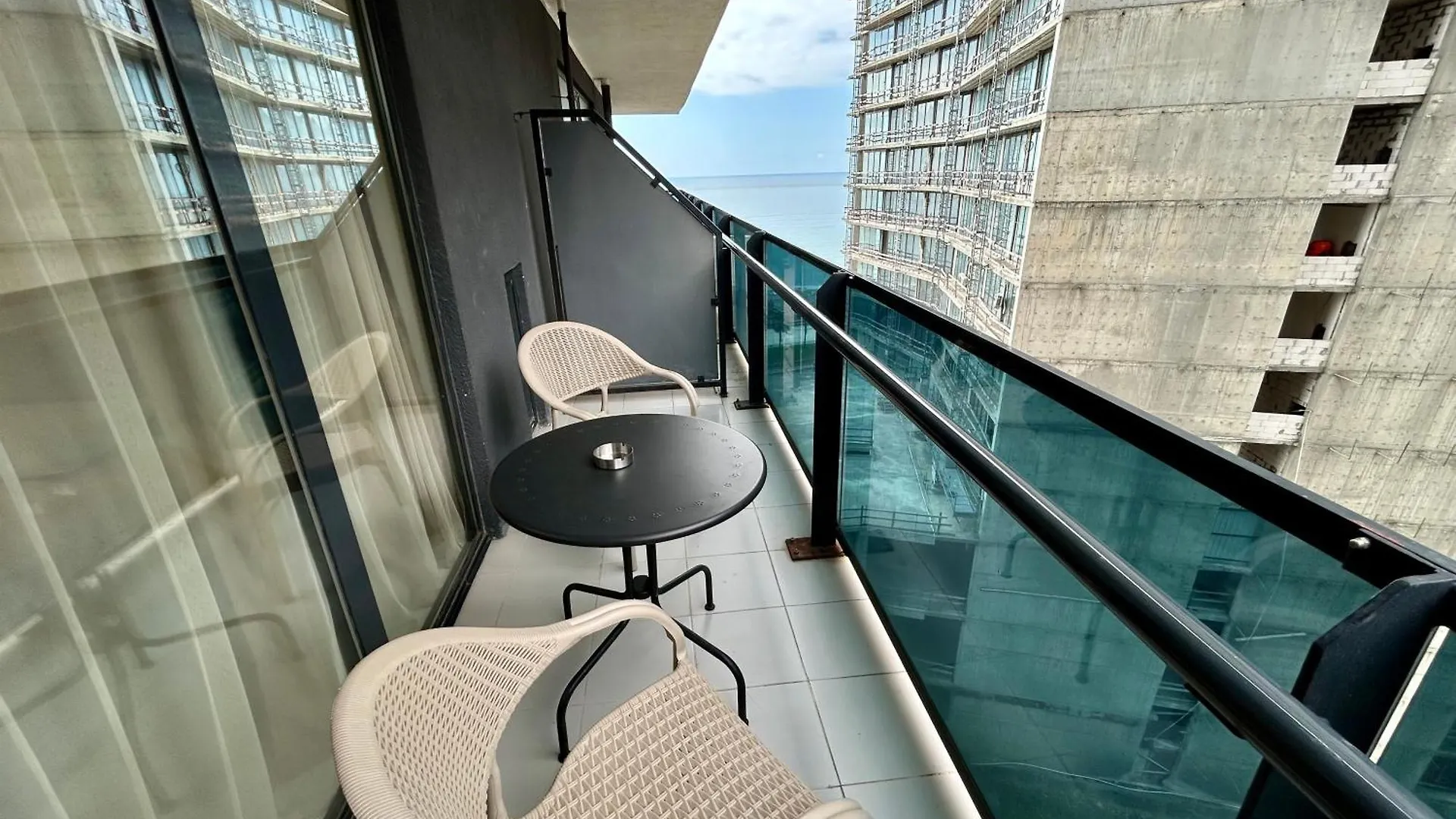 Real Beach Tower Batumi