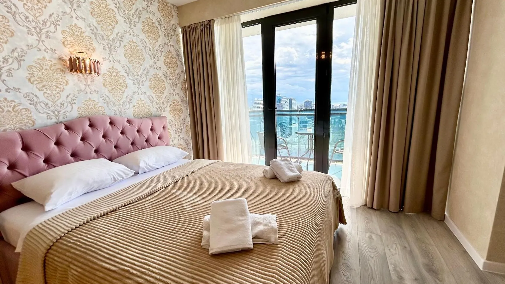 Apart Otel Real Beach Tower Batum