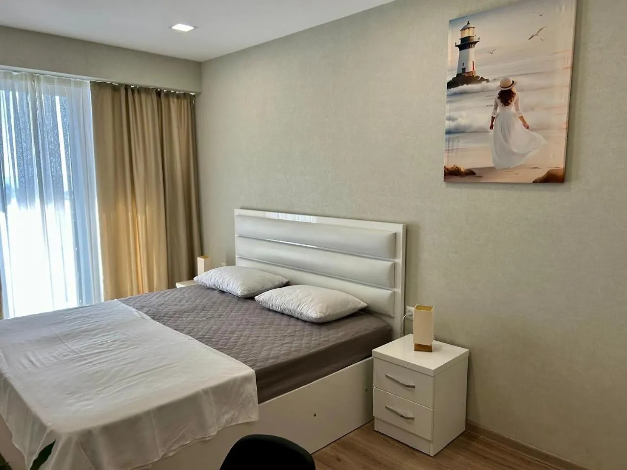 Real Beach Tower Batumi 0*,  Georgia