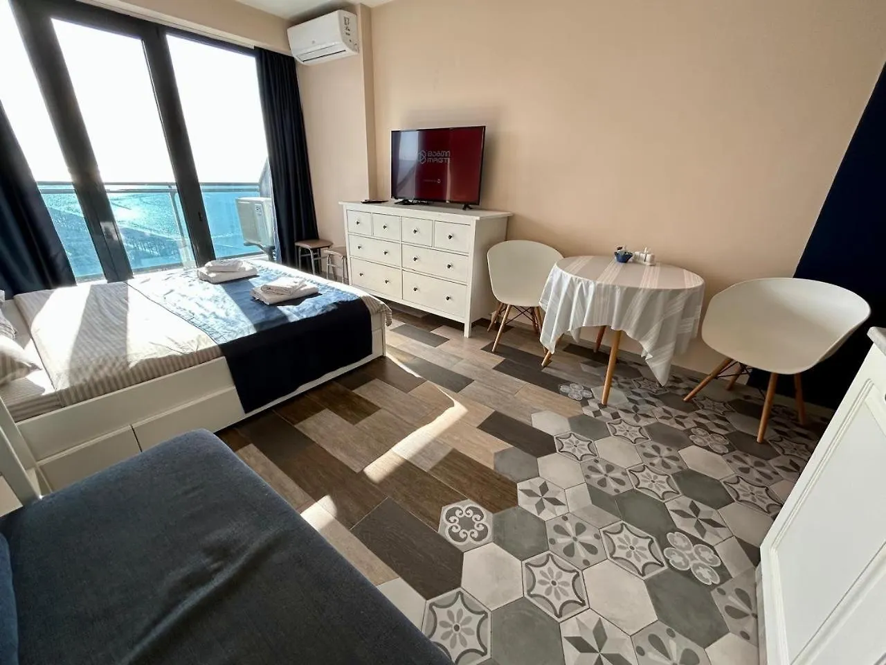 Real Beach Tower Batumi